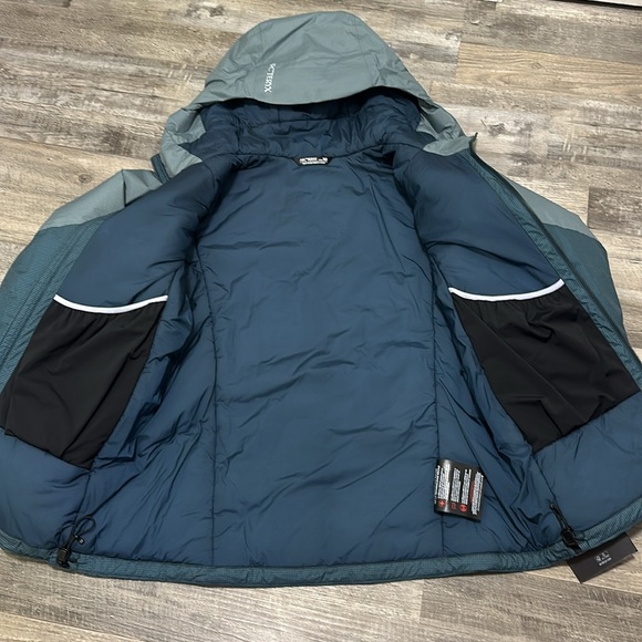 Arc’teryx Rush Insulated Jacket - Picture 5 of 9